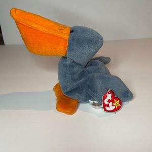 RARE Scoop the pelican beanie baby style 4107
